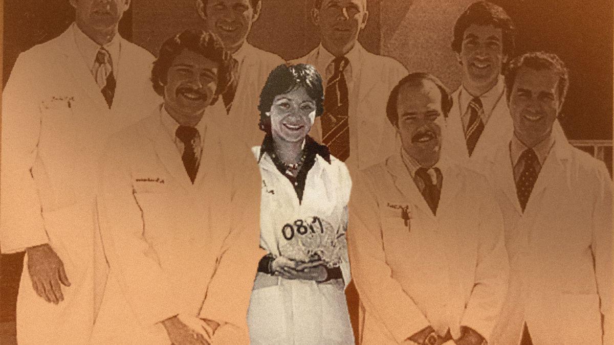 Dr. Maryse《, pictured with her classmates in 1980, has created an endowed scholarship for dental students.